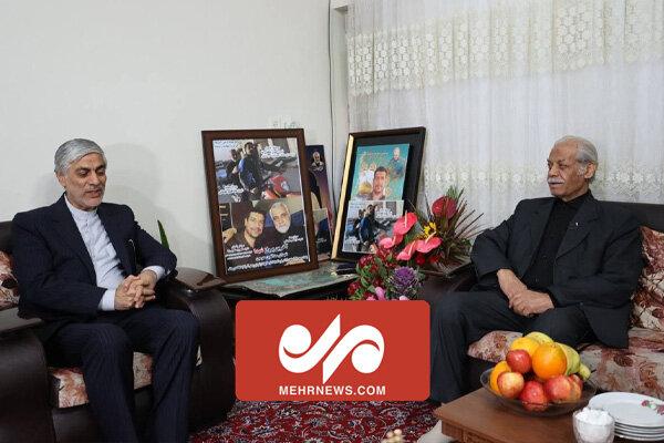 دیدار وزیر ورزش و جوانان با خانواده شهید شهروز مظفری‌نیا