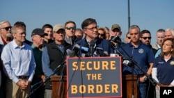سفر قانونگذاران جمهوری‌خواه به مرز مکزیک برای نشان‌دادن جدیت در موضوع امنیت مرزی و مهاجران