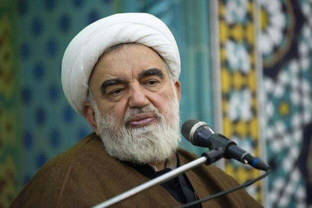 این سه نفر؛ آقامجتبی، خوش‌وقت، حق‌شناس