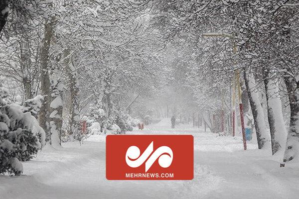 بارش سنگین برف در بخش باینگان از توابع پاوه