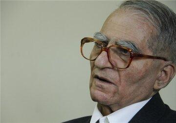 ببینید| کریم مجتهدی: آنچه از فلسفه نصیب من شد شناخت اهمیت آن است! 