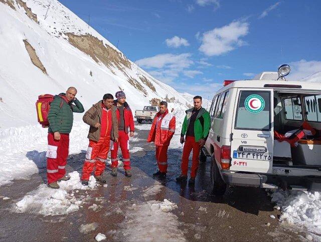 امدادرسانی به روستاهای بخش صوفیان همچنان ادامه دارد
