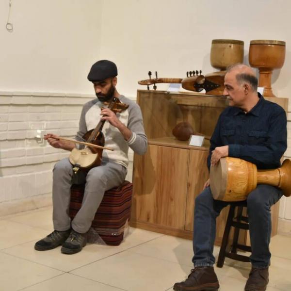 افتتاح یک نمایشگاه ساز در کاخ سعدآباد