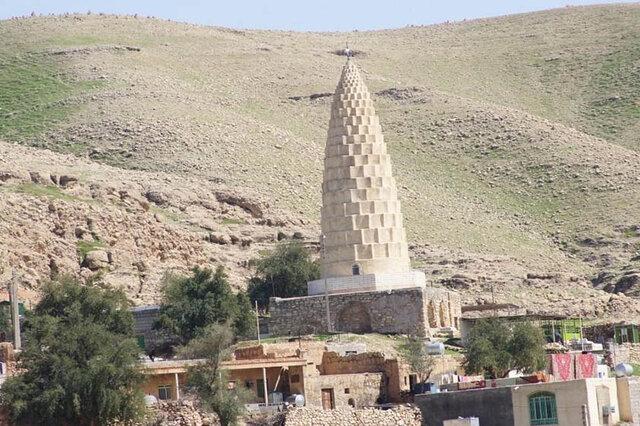 "شاه‌ گردن‌ بلند" اعتبار گرفت