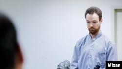 والدین جوان سوئدی در بند جمهوری اسلامی، خواستار آزادی فرزندشان شدند، حتی به قیمت تبادل با حمید نوری