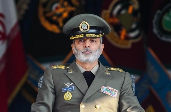 فرمانده کل ارتش: نام سرتیپ آذرفر با فتح ارتفاعات حاج عمران عجین شده است