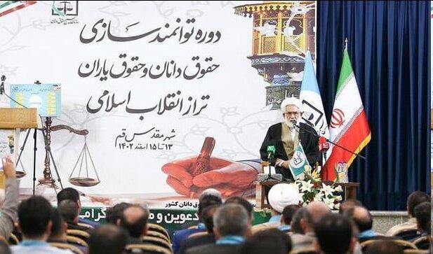 «بسیجی» هرجا و هر زمان و هرطور که لازم باشد به وسط میدان می‌آید