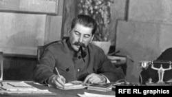 حزب کمونیست‌های روسیه خواستار تحقیق در مورد دخالت احتمالی غرب در مرگ استالین شد