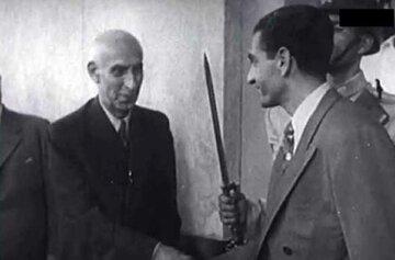 شاه، شش سال پس از کودتا: مصدق منابع درآمد ما را خشکاند/ اگر مصدق هم نبود ما نفت را ملی می‌کردیم