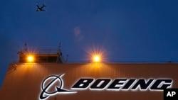 با شکایت رسمی افشاگر بوئینگ از ایراد فنی در تولید هواپیمای مدل‌ ۷۸۷، تحقیقات فدرال از این شرکت آغاز می‌شود