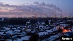 رویترز: نفت روسیه در نفتکش‌های تحت‌تحریم‌های مرتبط با جمهوری اسلامی بارگیری شده است