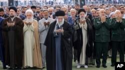 جمهوری چک با احضار سفیر حکومت ایران: جمهوری اسلامی «با رضایت ضمنی دوستان روس‌» منطقه را به خطر می‌اندازد  