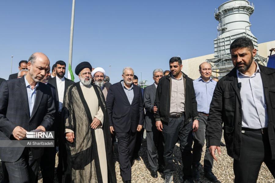 رئیسی در سمنان: تمام همت دولت تحقق وعده‌ها در استان است/تذکر مهم به بانک‌ها 