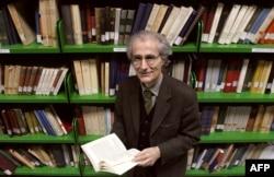 جزئیات شکایت نخست‌وزیر ایتالیا از یک نویسندهٔ سرشناس دیگر