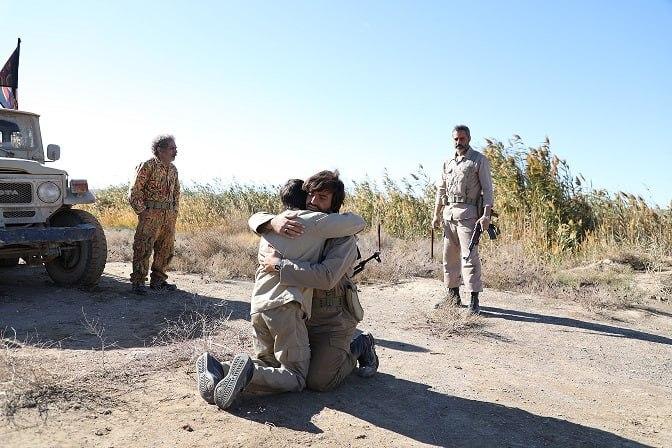 پوستر فیلم با تصویری از لحظه شهادت کاراکتر اصلی منتشر شد/قهرمان «آن دو»، شهید شاخص کشوری امسال