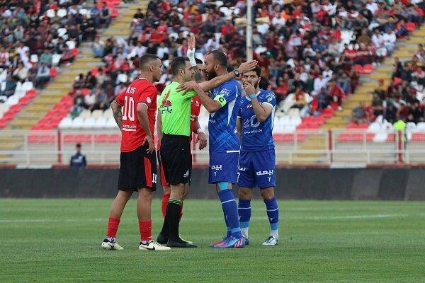 قضاوت داور تراکتور - استقلال خوب بود/ نه پنالتی رخ داد نه اخراج