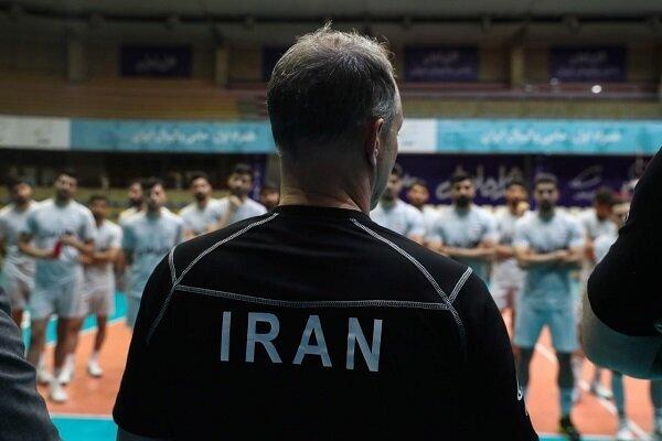 پائز ۱۷ ملی‌پوش را به اردوی تیم ملی دعوت کرد