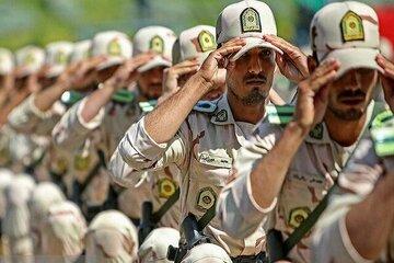 حقوق سربازان دوباره افزایش پیدا کرد/ جزییات