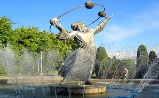 خیام نیشابوری، در پرده اسرار کسی را ره نیست