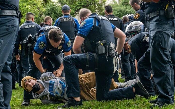 تدوین طرح قانون مرتبط با جنبش دانشجویی در آمریکا