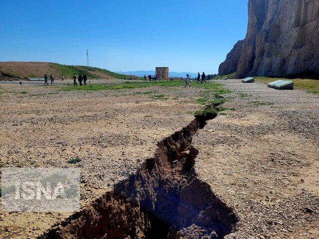 ۱۶ کلانشهر و ۸۰۰ شهر درگیر پدیده فرونشست/نرخ فرونشست ۴۲ در دشت بهرمان