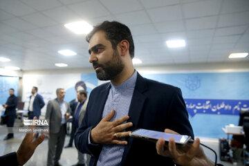 ثابتی پس از اتمام ثبت‌نام سعید جلیلی با موتور وزارت کشور را ترک کرد +عکس