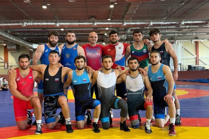 ترکیب تیم کشتی آزاد روسیه در مسابقات بریکس / احتمال حضور بیش از ۴ هزار‌ کشتی‌گیر در کازان