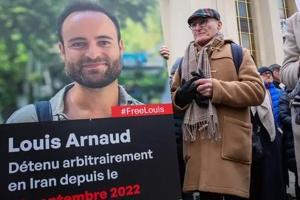 گروگان فرانسوی زندانی در ایران آزاد شد - Gooya News