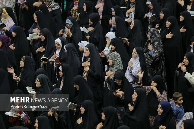 دعای عرفه در حسینه جماران بیرجند