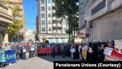  بیانیه گروهی از فرهنگیان ایران: برای «دفاع از جمهوریت» در انتخابات شرکت نمی‌کنیم