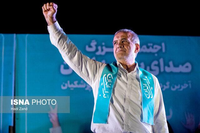 تاکید امام جمعه بیرجند بر همکاری با رئیس جمهور منتخب مردم