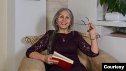 مهوش ثابت، زندانی بهائی، «با حکم قاضی» از تماس تلفنی و ملاقات با خانواده محروم شد