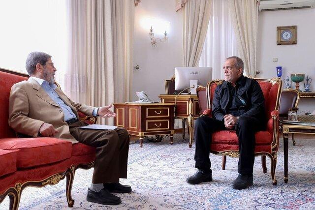 مرندی به دیدار پزشکیان رفت