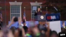 هریس پس از پذیرش شکست در برابر ترامپ وعده داد به «مبارزه» ادامه دهد